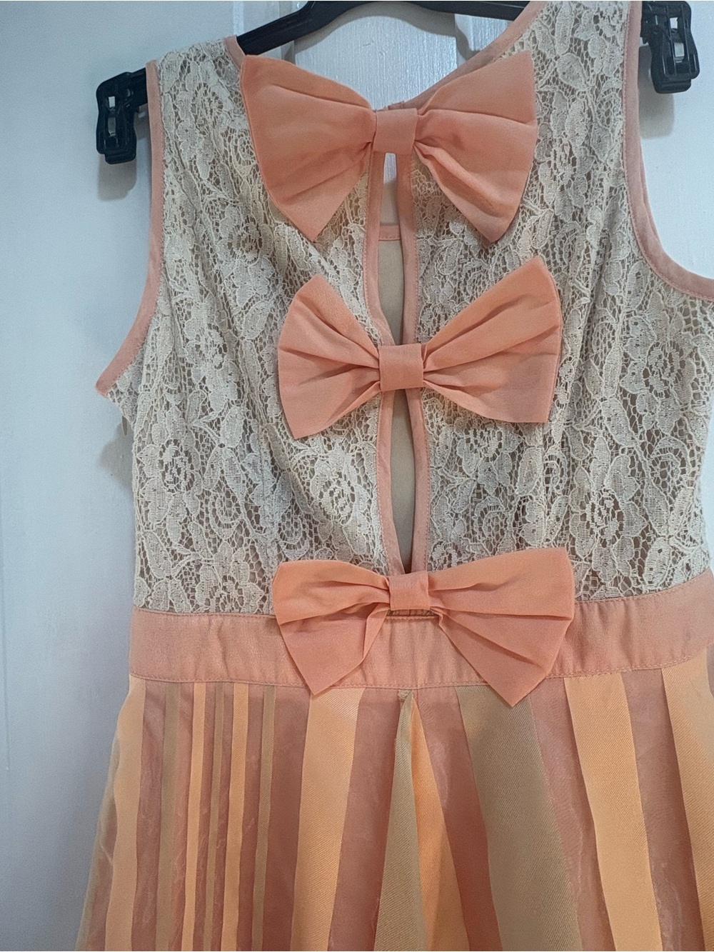 Ryu Peach Lace Bodice Striped Skirt Dress - Picture 7 of 10